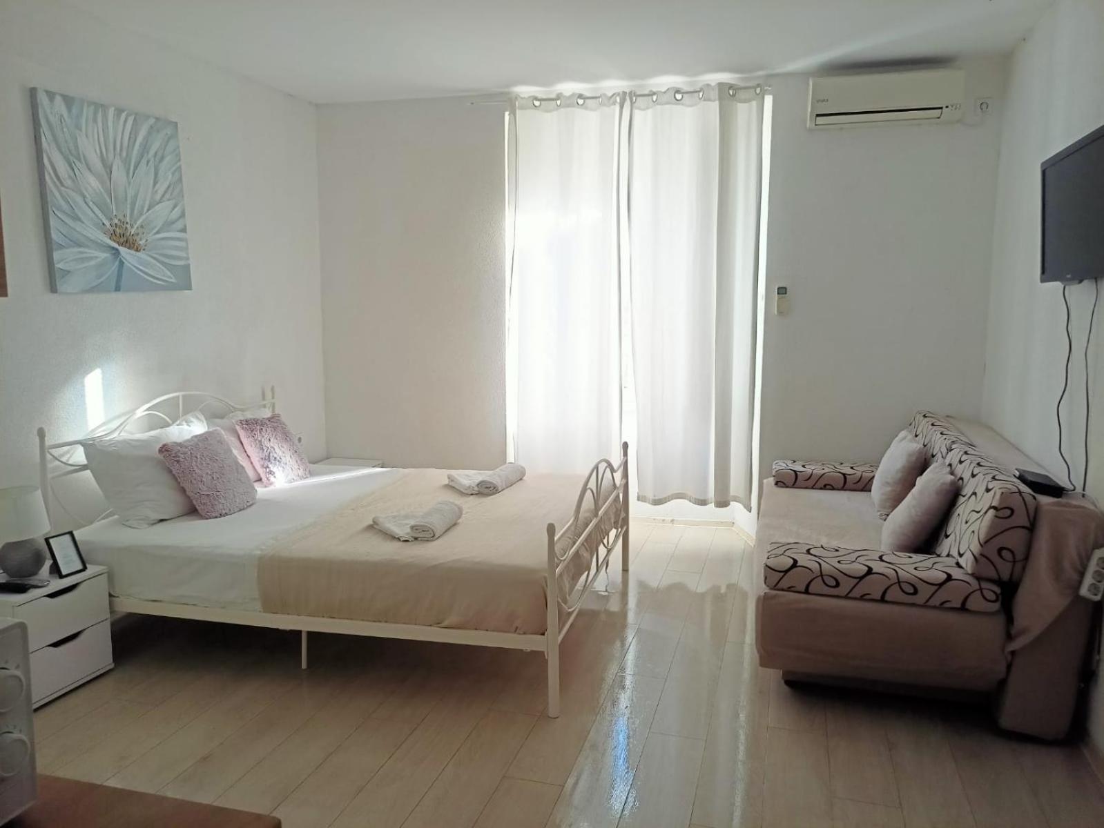 Cozy Rooms At Old City Gate Дубровник Екстериор снимка